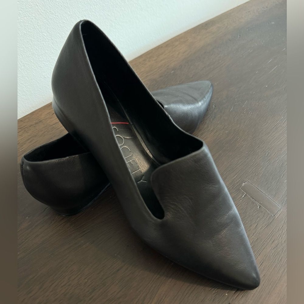 Sole Society Flats size 5 women’s flats shoes black slip on leather